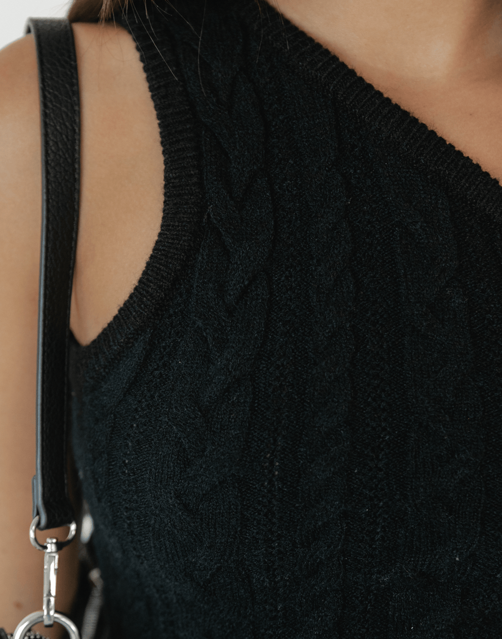 Kiara One Shoulder Top (Black)